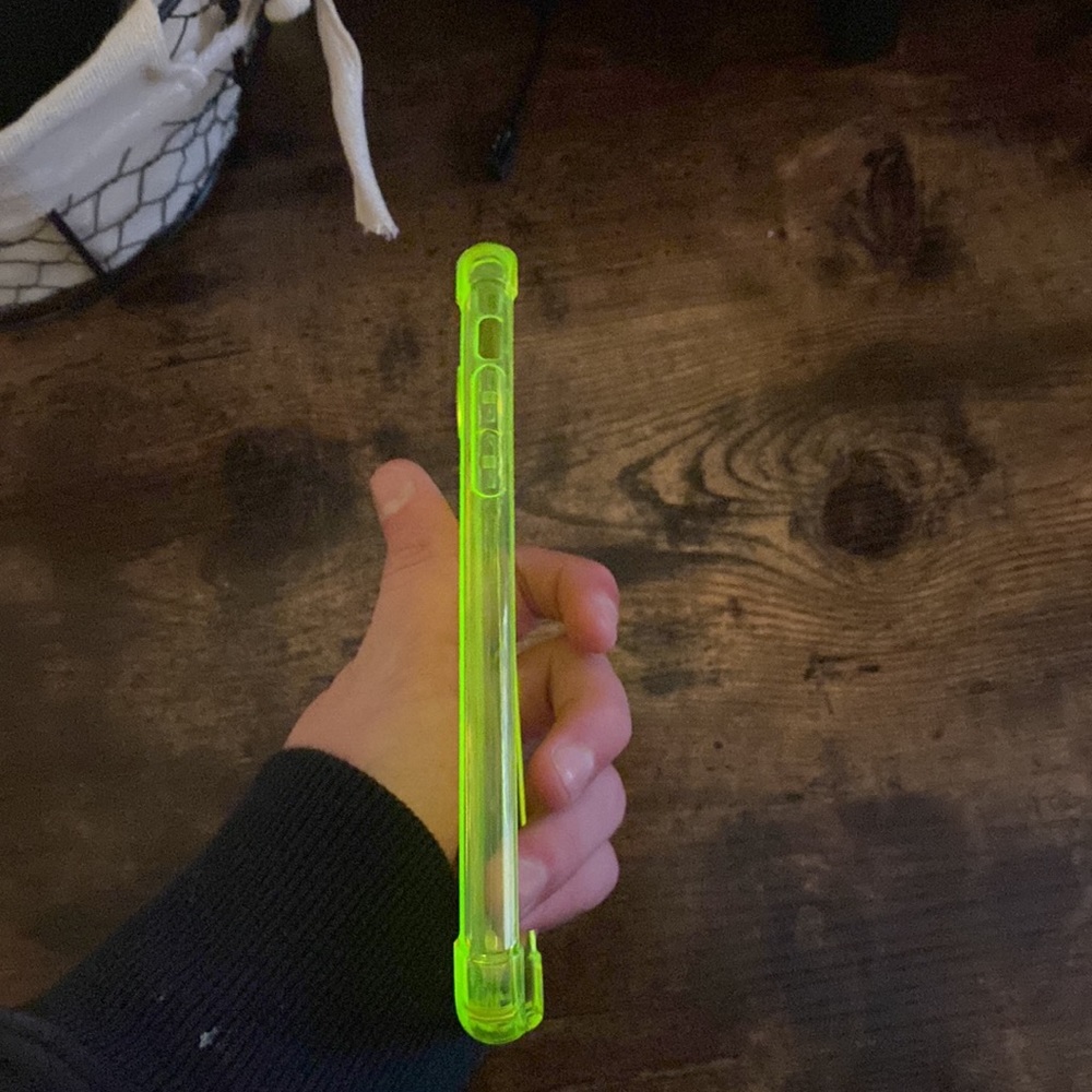 iPhone 11 case - Picture 3 of 4